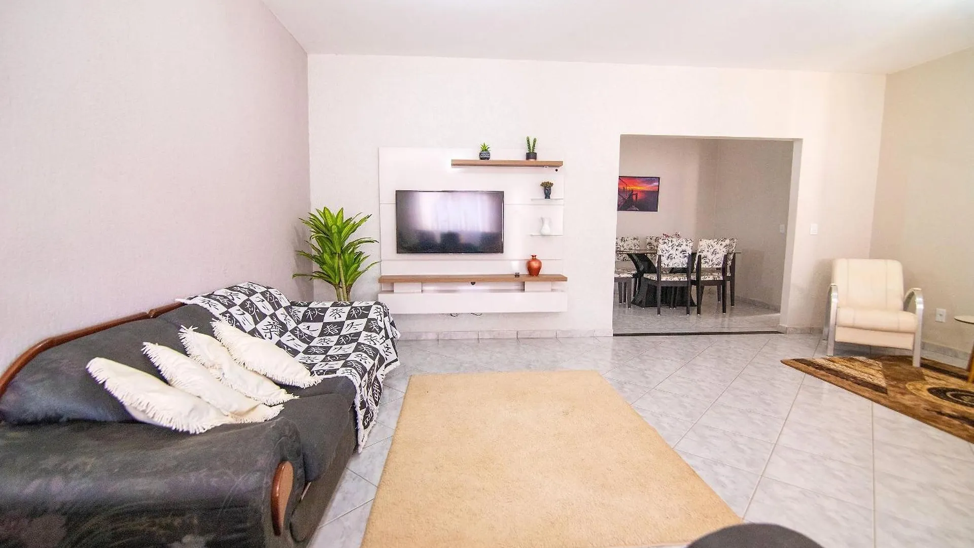 Villa Casa Charmosa Com Piscina E Localizacao Incrivel à Caldas Novas
